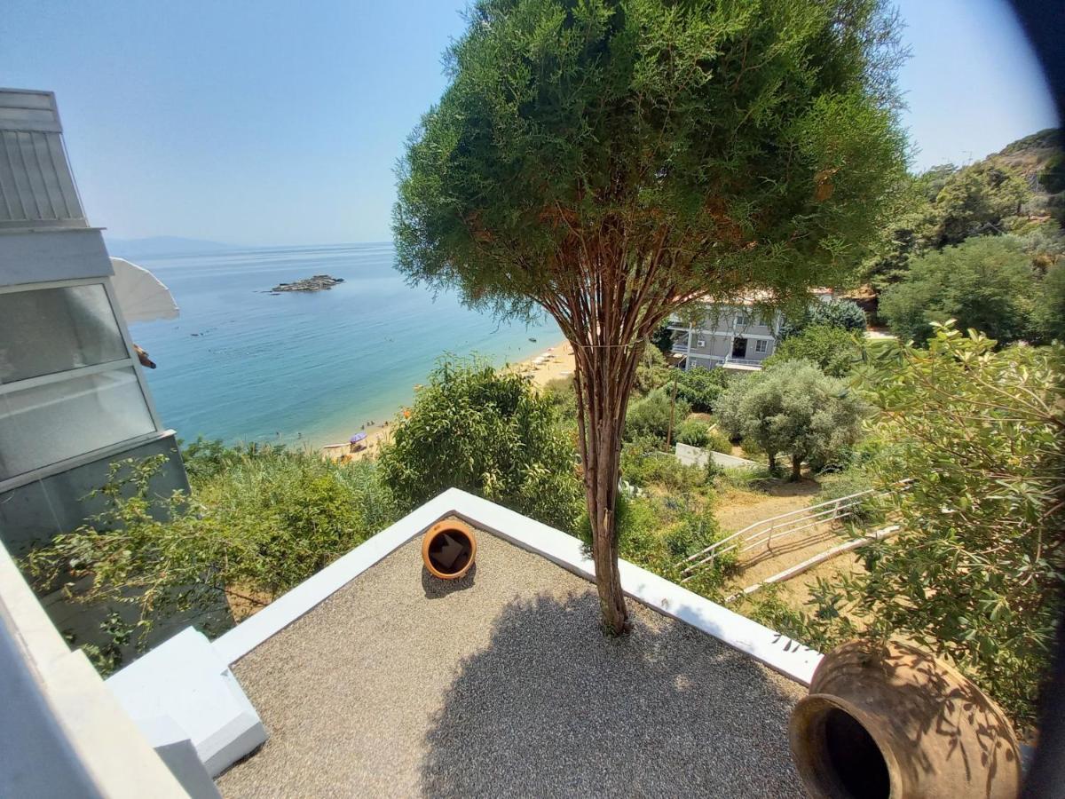 Balcony By The Sea Apartment Palaiontsiflikion Exterior photo