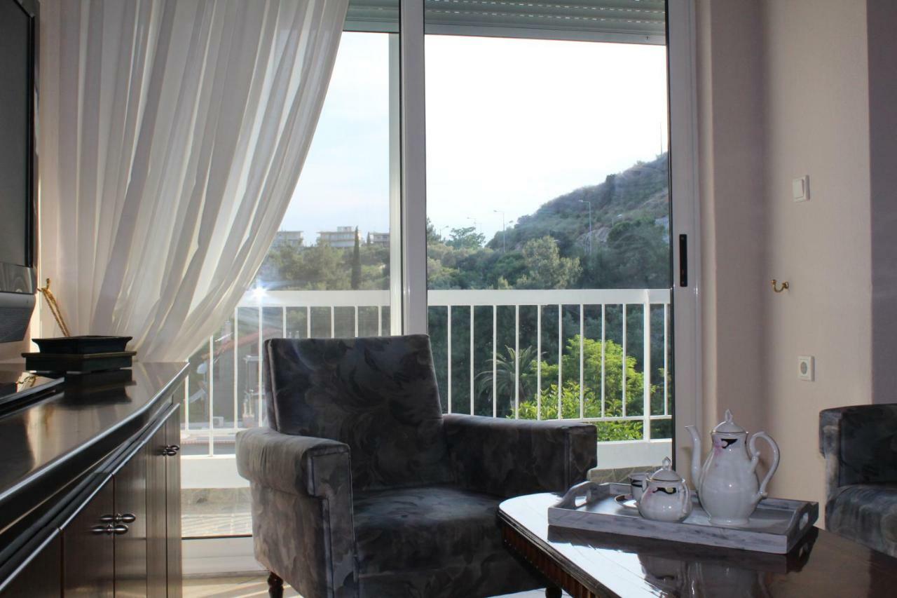 Balcony By The Sea Apartment Palaiontsiflikion Exterior photo