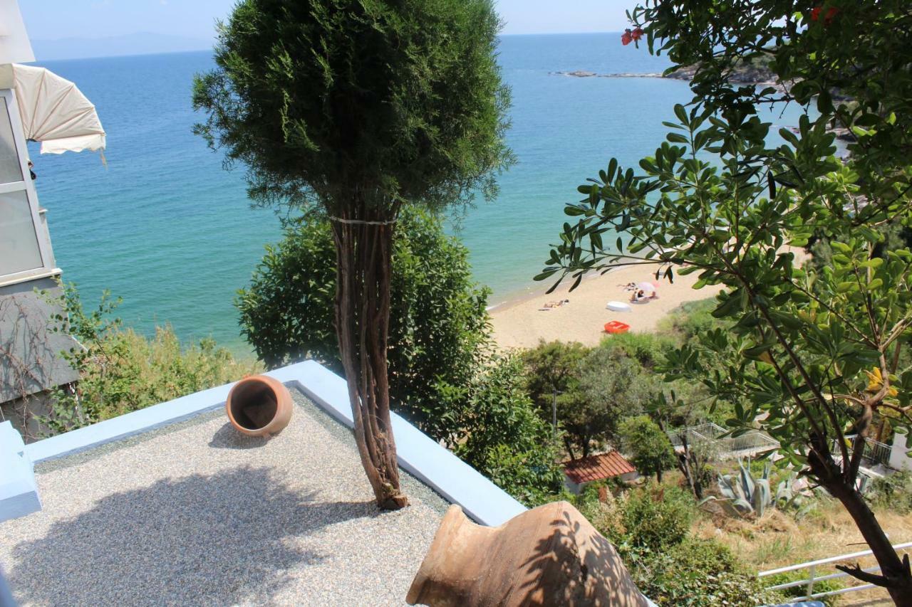 Balcony By The Sea Apartment Palaiontsiflikion Exterior photo